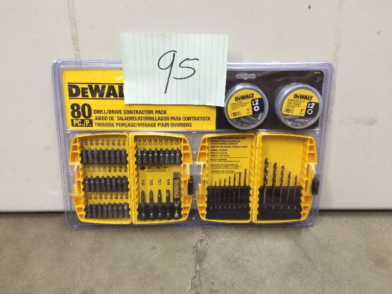 lot 95 image: Dewalt DrillDriver 80 Pc Contractor Pack New