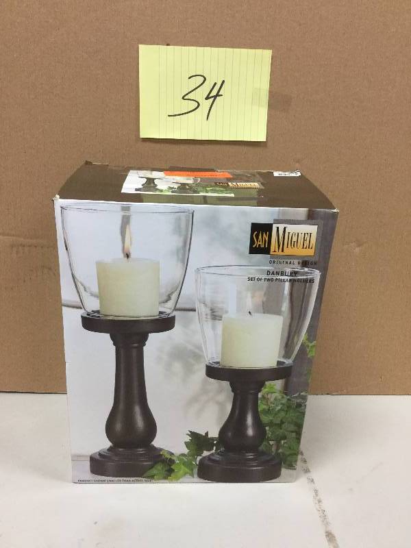 lot 134 image: San Miguel Set of 2 Pillar Holders