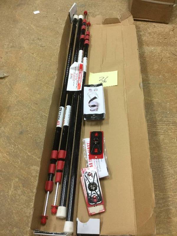 lot 136 image: ZipWall 10 x 4