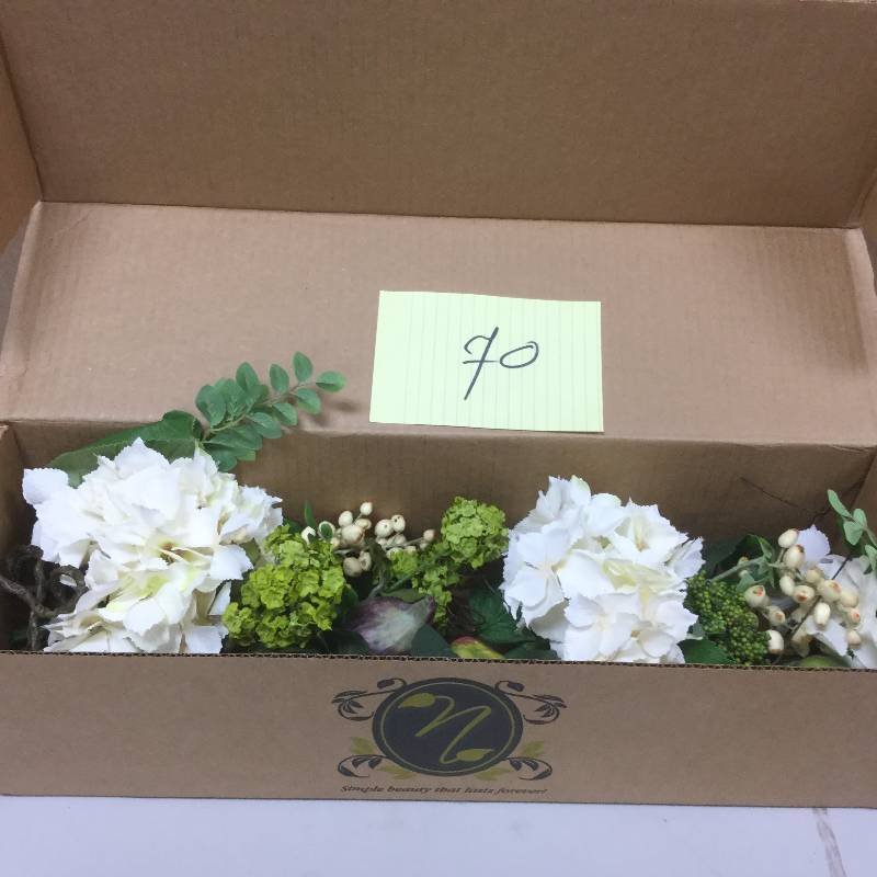 lot 170 image: 28 in Hydrangea Tea