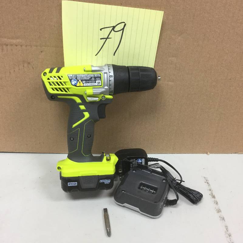 lot 179 image: Ryobi 12-Volt Cordless Lithium-Ion DrillDriver Kit in like new condition