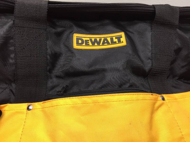 DEWALT XLARGE TOOL BAG