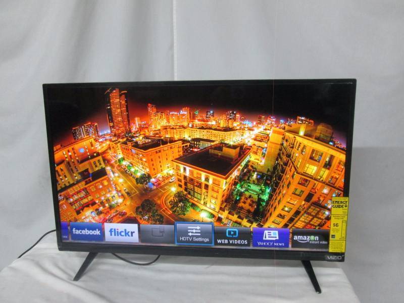 VIZIO D-Series 32 1080p LED Smart TV