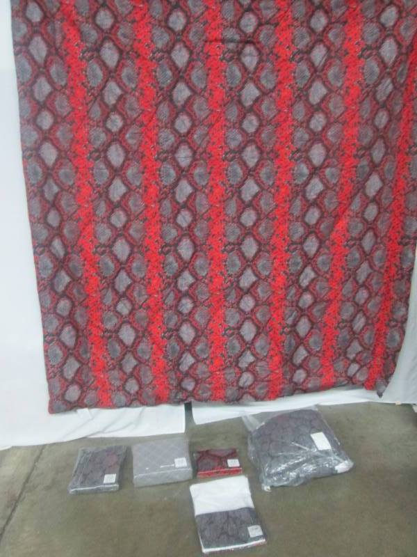 Alcove Snakeskin 20-pc. Bedroom Set - Full