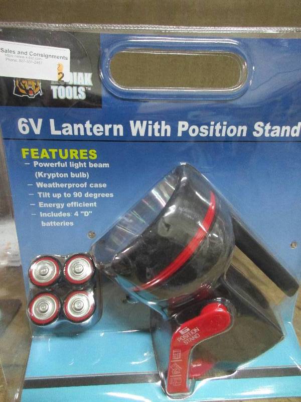 6 volt lantern w stand NEW