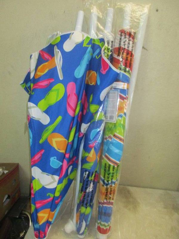 3 sunshade umbrellas