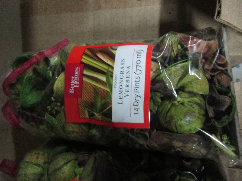 4 boxes of potpourri