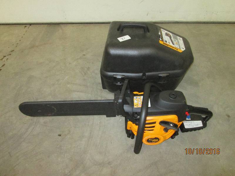 lot 12 image: Poulan Pro 20 Chainsaw