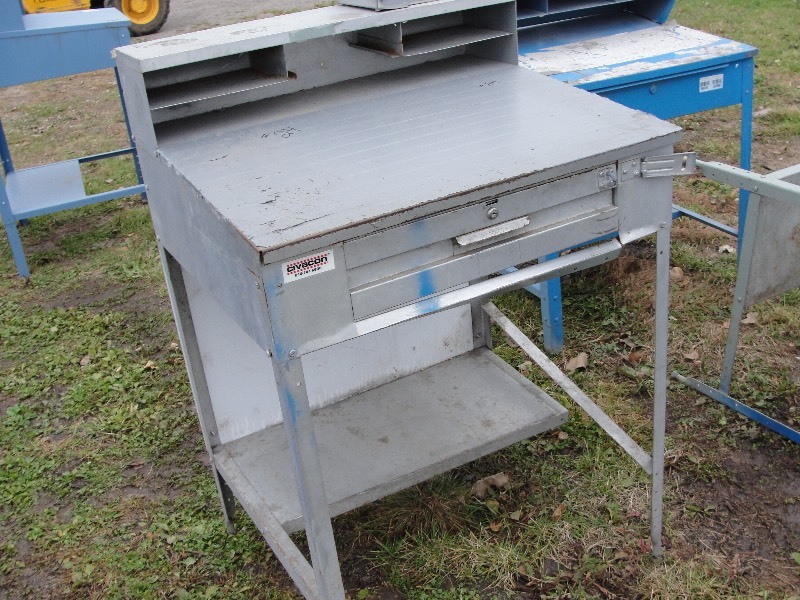 Metal Upright desk
