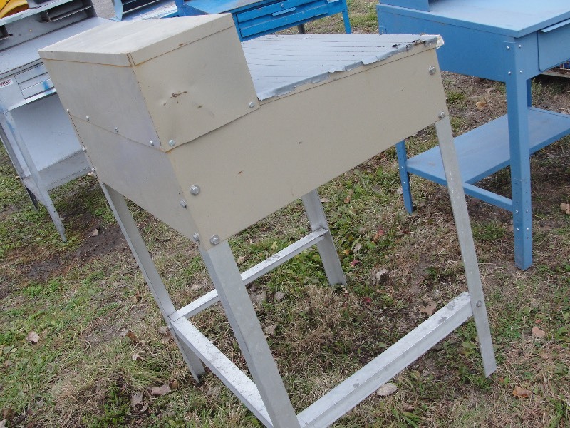 Metal Upright desk