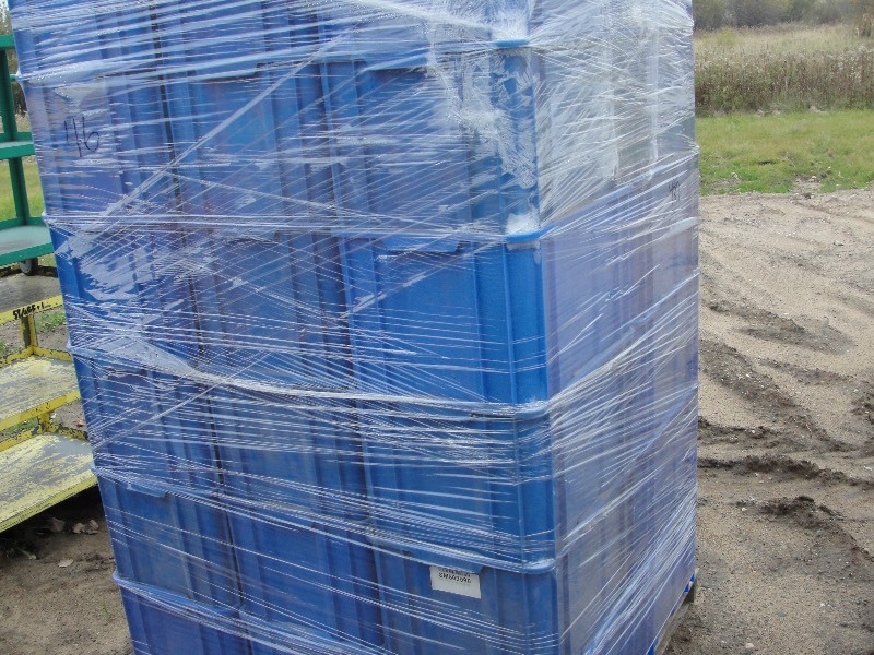 Pallet Of Stackable Blue Tubs