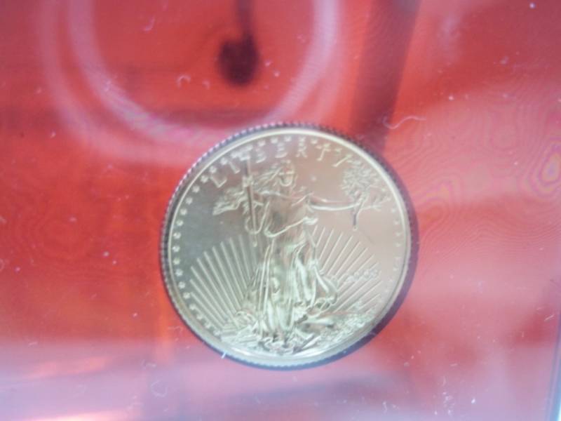 Gold $10 2009 Eagle 14 oz Fine Gold with Certificate of Authenticity