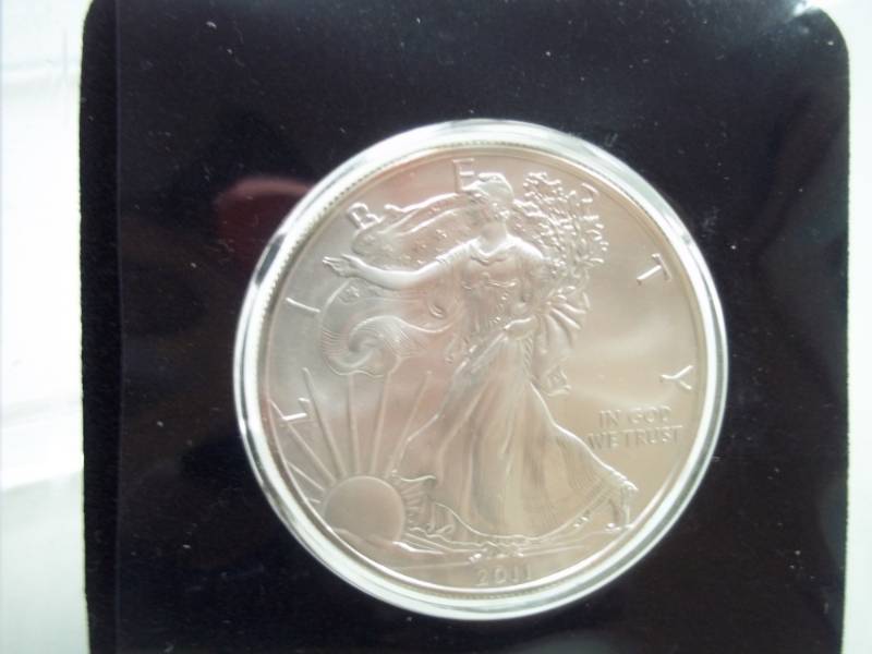 Silver American Eagle 1 Oz. .999 Silver Year 2011 with Certificate of Authenticity Coin