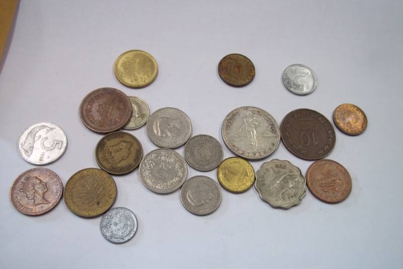 Assorted Foreign Coins