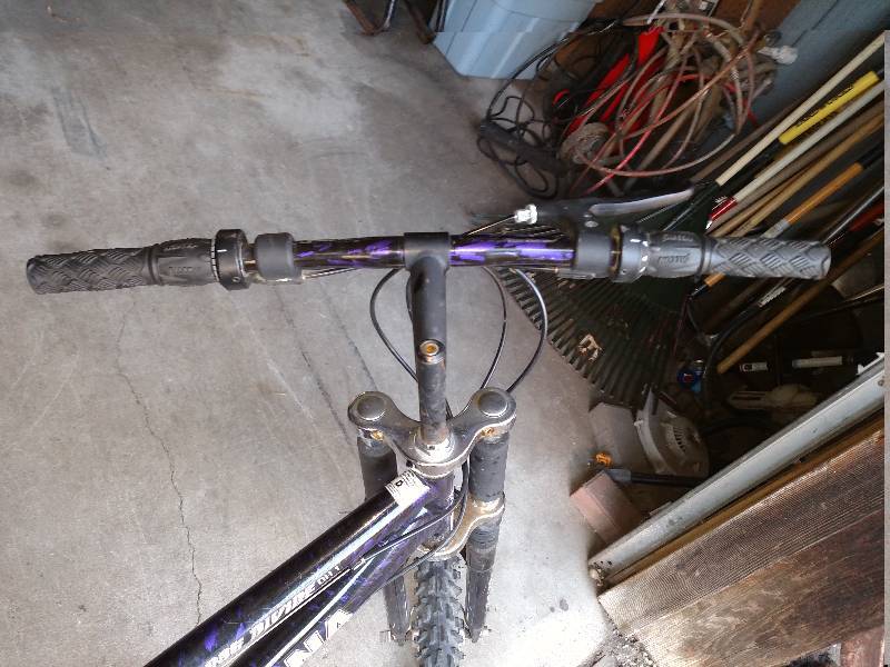 lot 12 image: Mountain Bike
