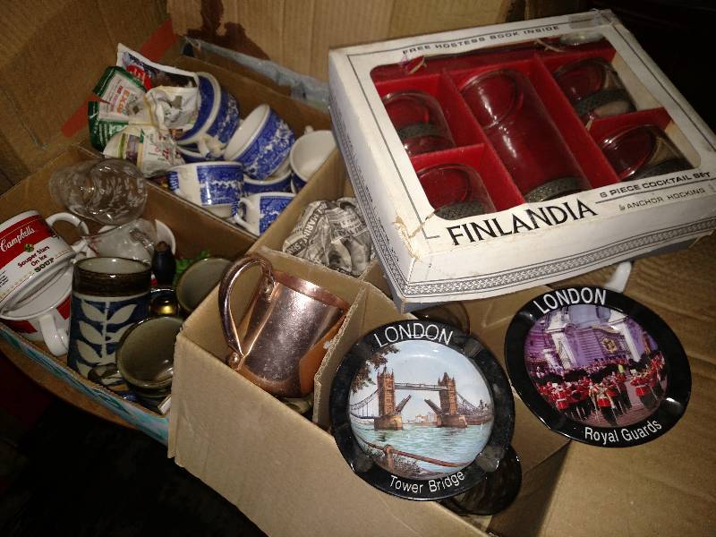 Lot of housewares, copper cup, collectable london plates