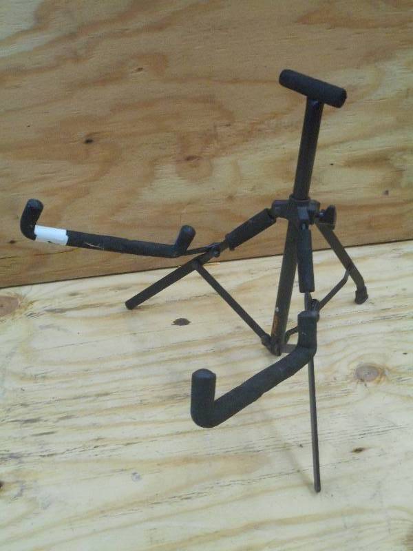 lot 46 image: Fender Folding Guitar Stand ...