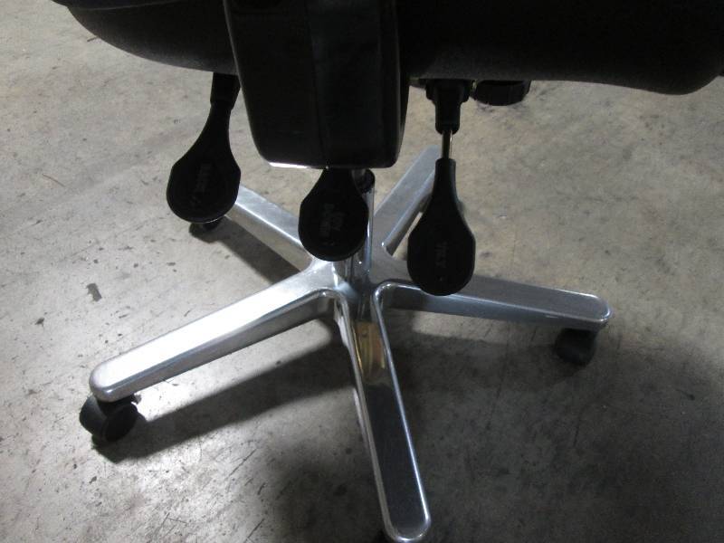 Lab Chair with Arms