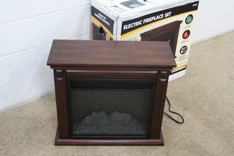 lot 16 image: Electric Fire Place