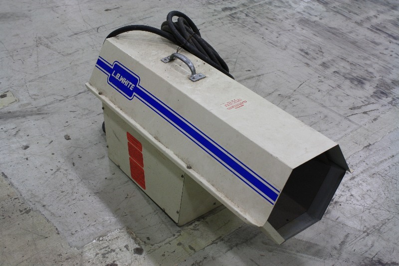 lot 9 image: 380,000 BTU Propane Heater