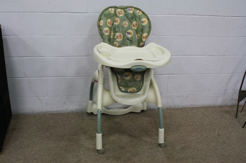 lot 58 image: Graco High Chair