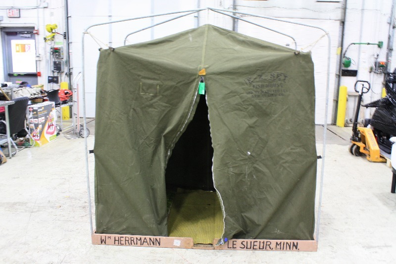 lot 8B image: Portable Wood Fish House