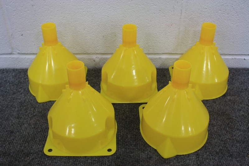 lot 79 image: Funnels