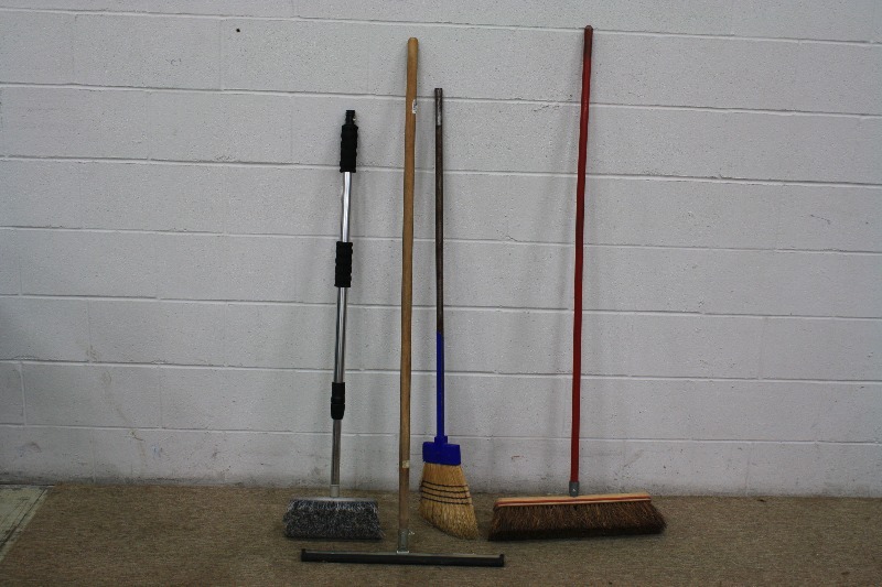 lot 86 image: Broom Tools