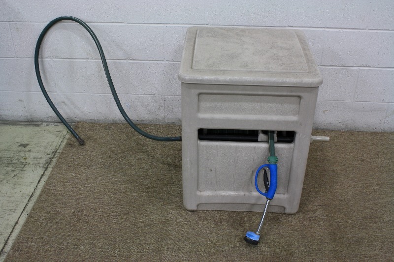 lot 62 image: Hose Reel by Suncast