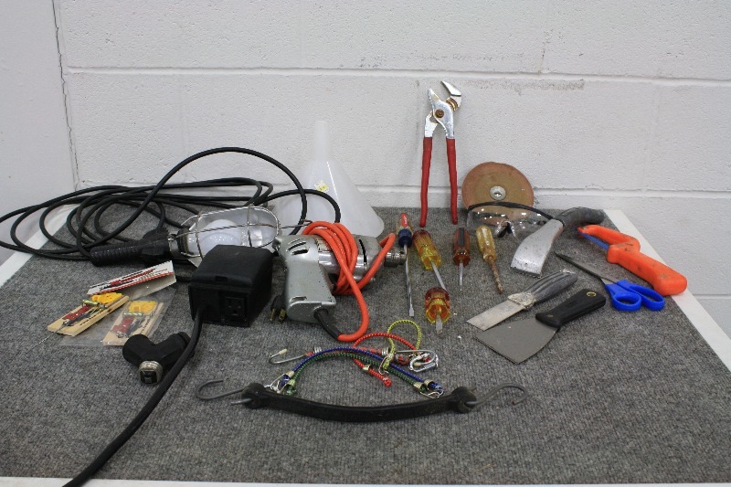 lot 94 image: Tool Lot