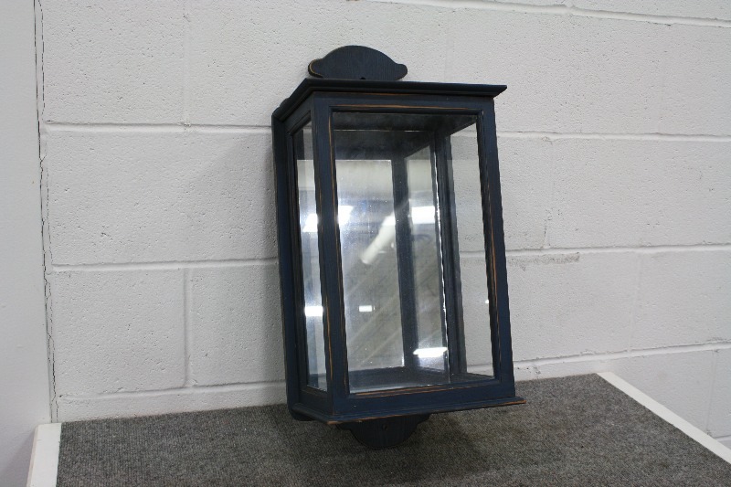 lot 133 image: Glass and Wood Wall Display Decor