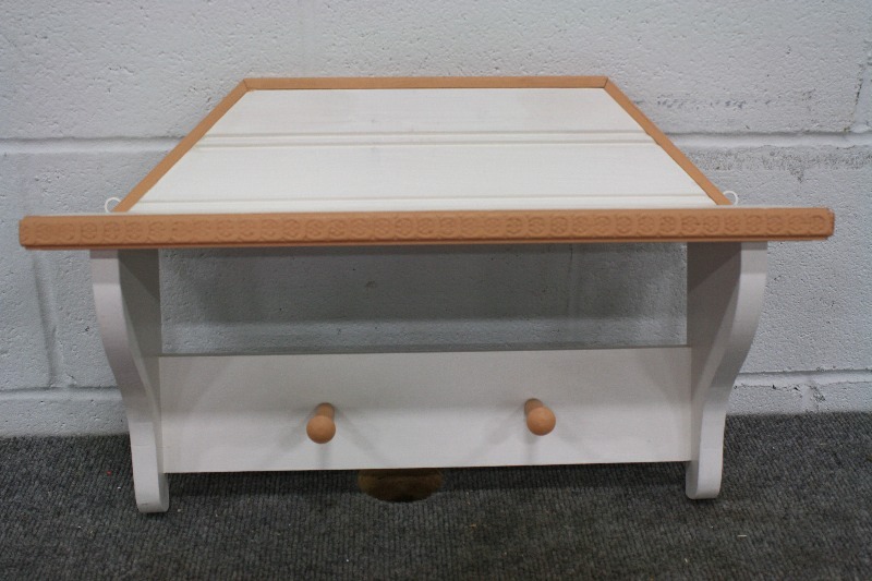 lot 151 image: Wood Wall Shelf