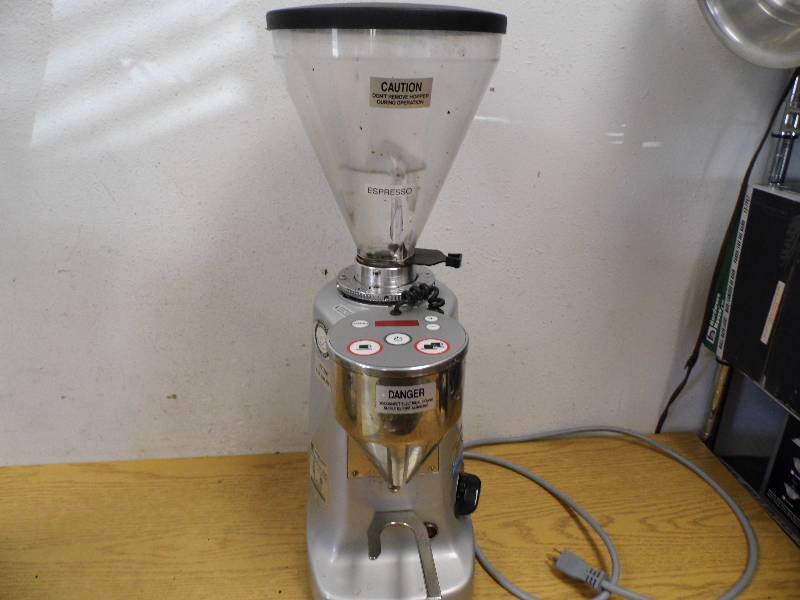 lot 101 image: Mazzer Luigi Coffee Grinder