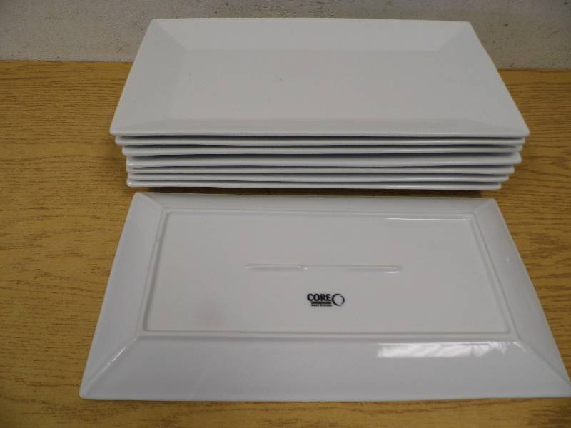 lot 114 image: Lot of 8 Platters