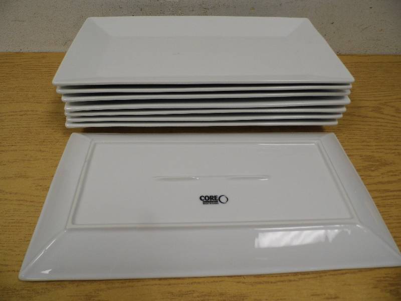 lot 117 image: Lot of 8 Platters