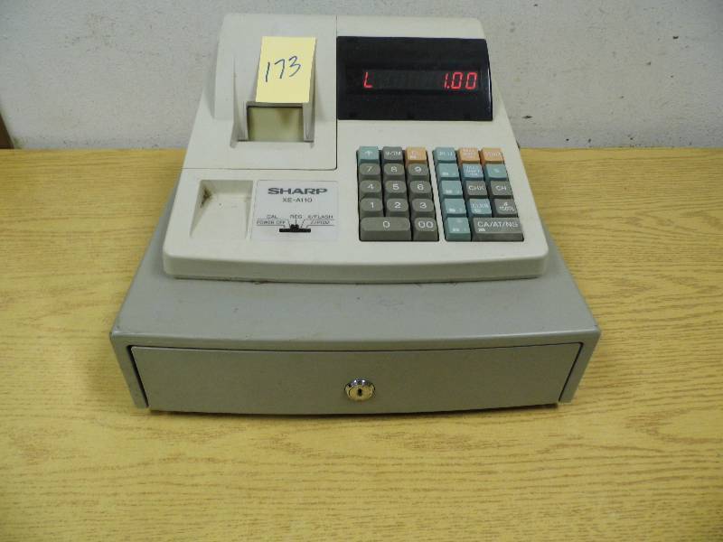 lot 173 image: Sharp Cash Register