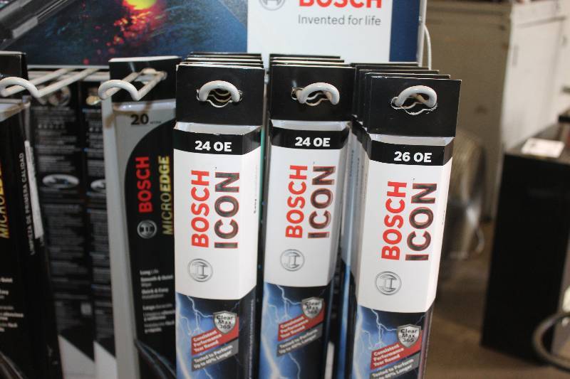 Bosch Wiper Blade Rack w/ Blades Como Imports Auto Repair Shop