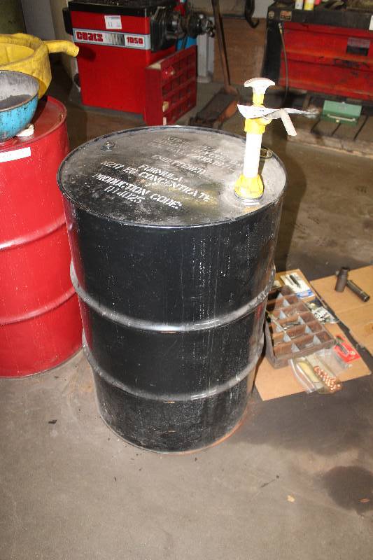 lot 63 image: 55-Gallon Drum w Dispenser