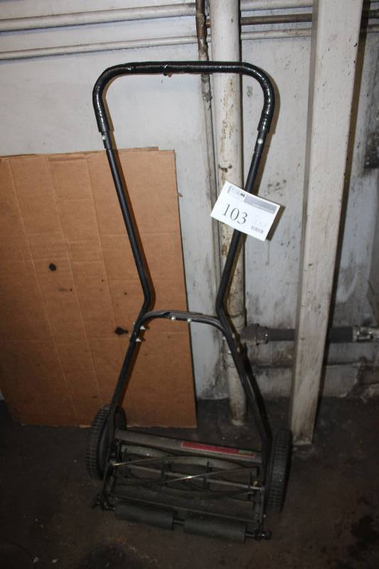 lot 103 image: Manual Reel Push Mower