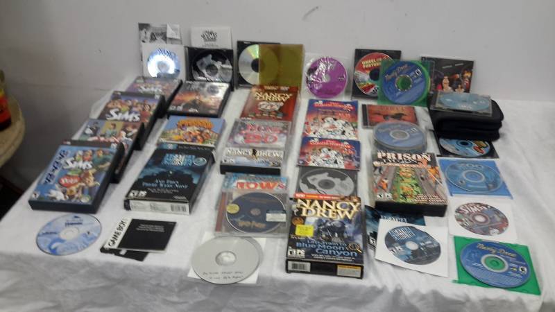 lot 9 image: Games and media