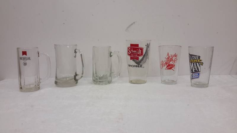 lot 57 image: Beer mugs and glasses