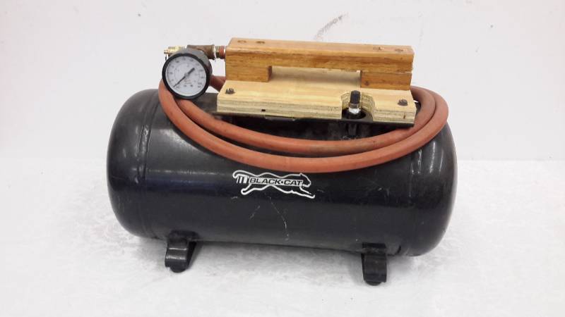 lot 92 image: Air tank