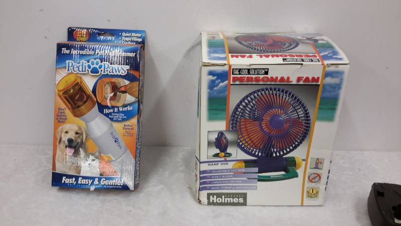 lot 100 image: Pedi Paws and Personal fan