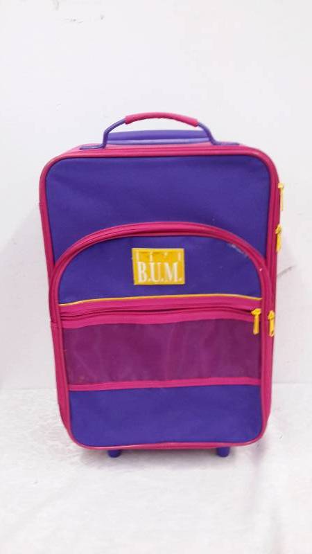 lot 101 image: Luggage