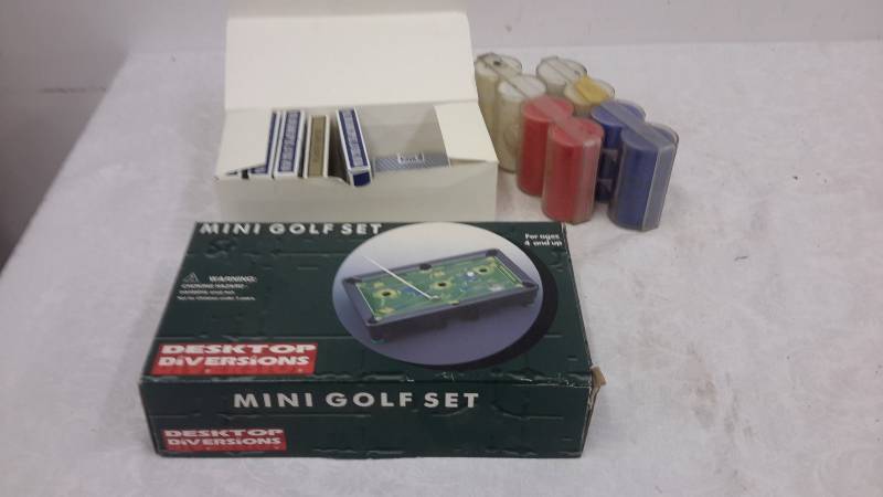lot 139 image: Mini golf set, cards, and chips