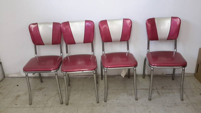 lot 184 image: 4 chairs