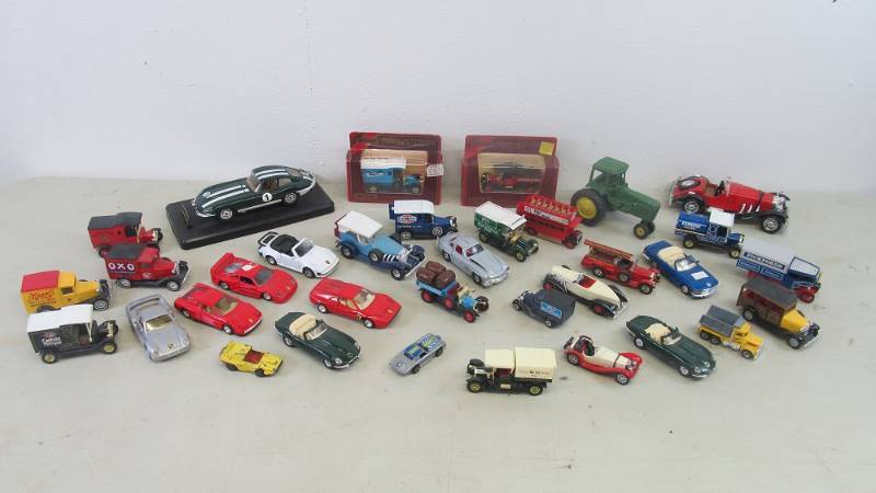 Large Lot of Matchbox Models Of Yesteryear & Other Die Cast CarsTrucks