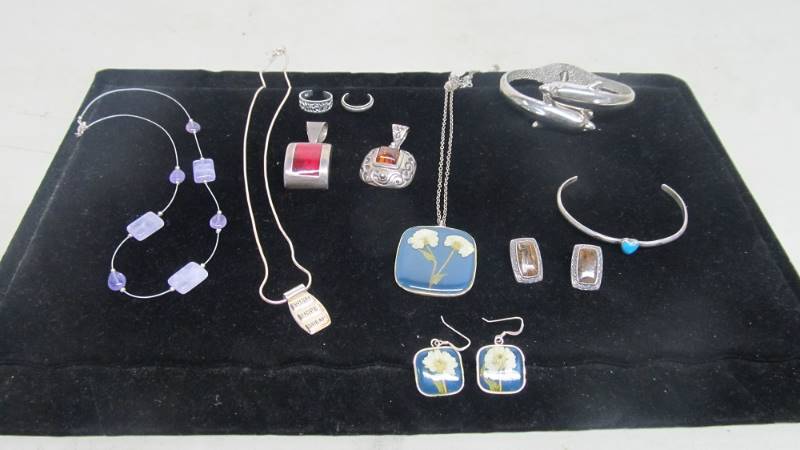 Group of 925 Sterling Silver Jewelry