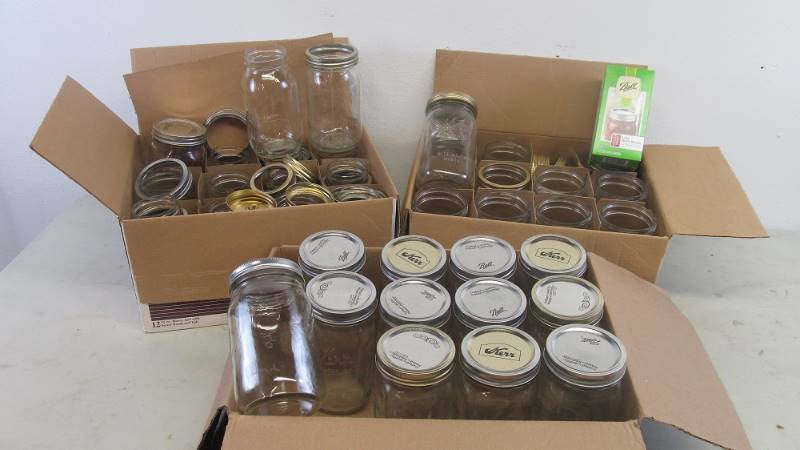 Lot of Unused Canning Jars wLids