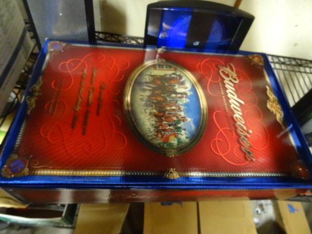 Budweiser Bottle & Glasses